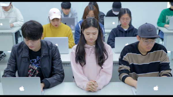내 손에 사과