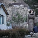 behind_still02_02.jpg