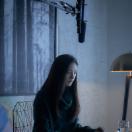 behind_still02_07.jpg